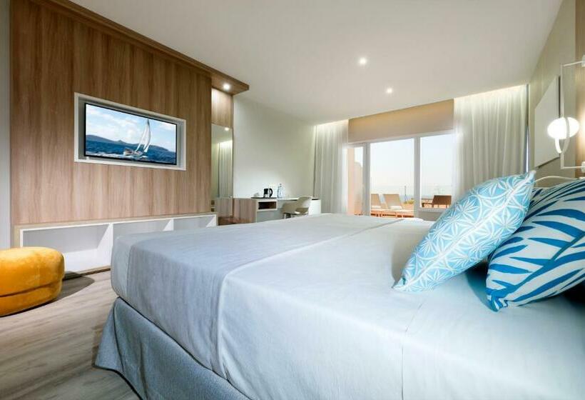 جناح جونيور مطلّ علي البحر, Benalma Costa Del Sol