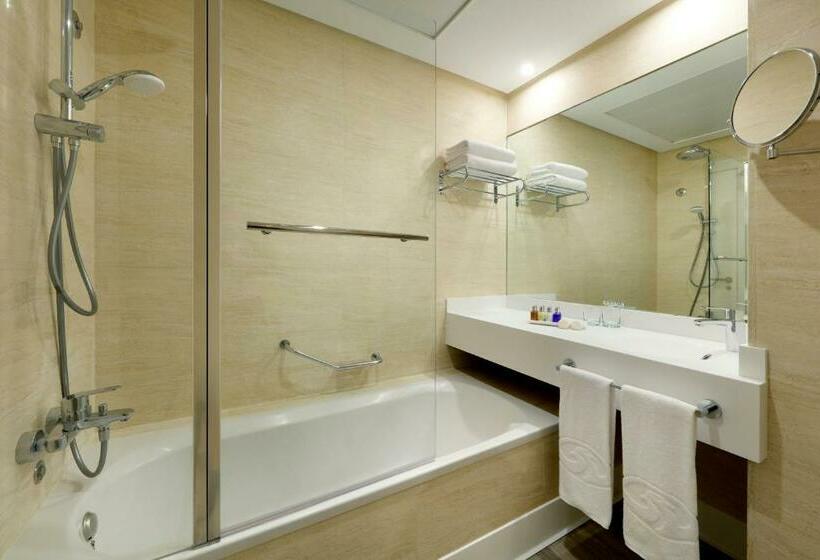 غرفة سوبيريور مطلّة علي البحر, Benalma Costa Del Sol