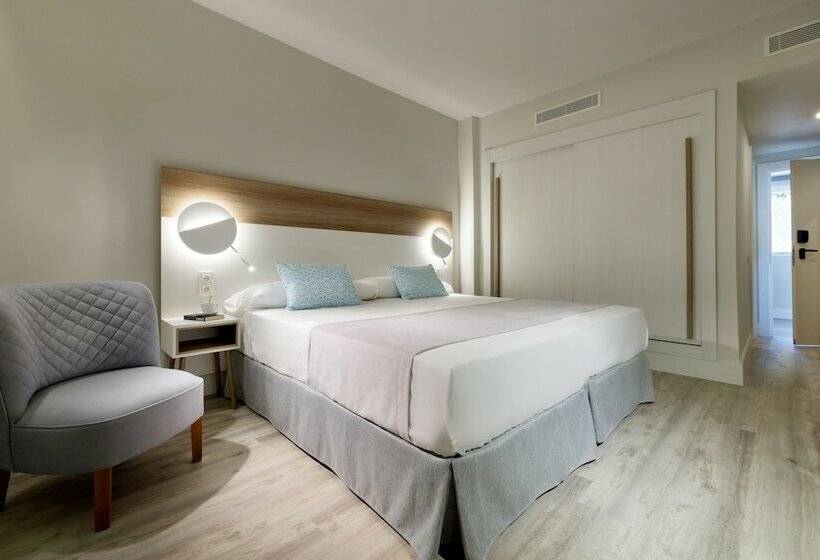 غرفة ديلوكس مطلّة علي البحر, Benalma Costa Del Sol