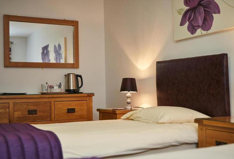 スーペリアールーム, The New Inn