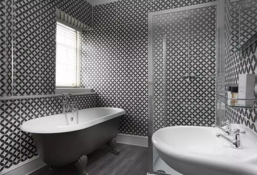 Superior Room, The Royal Wells