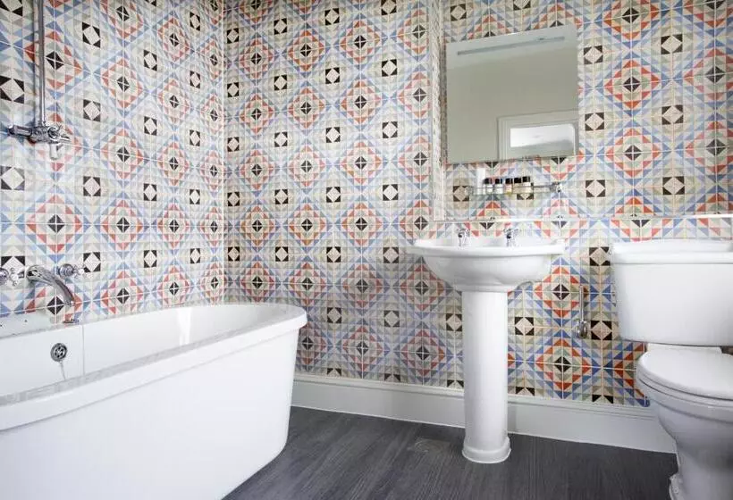 Superior Room, The Royal Wells