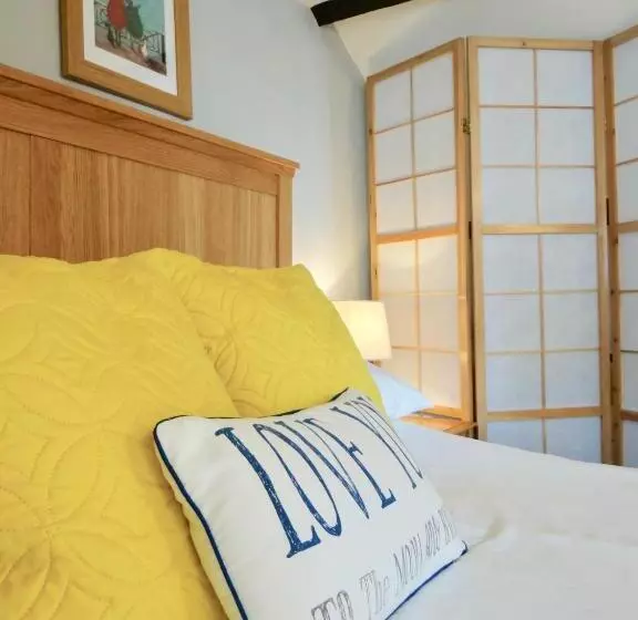 スイート, The Slipway B&b