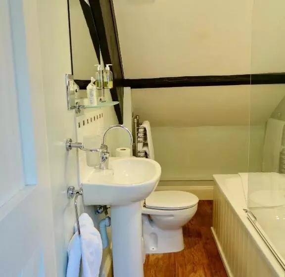 スイート, The Slipway B&b