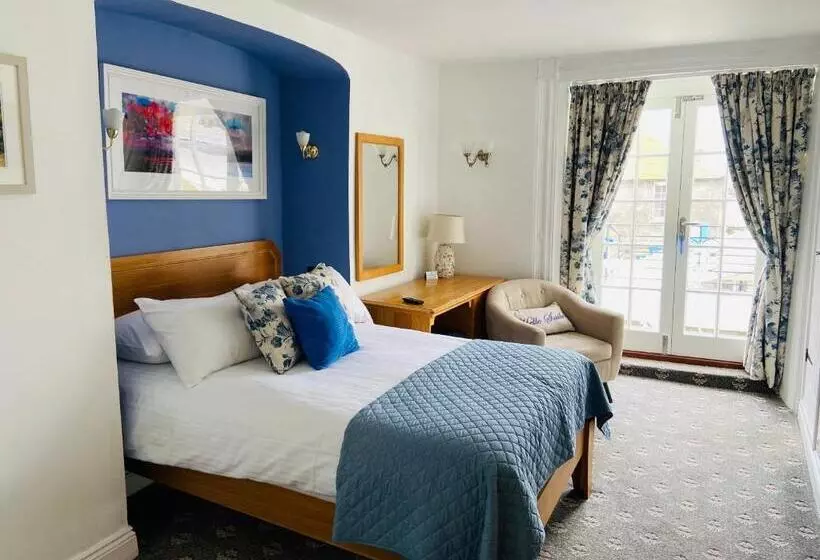 オーシャンビューデラックスルームバルコニー付き, The Slipway B&b
