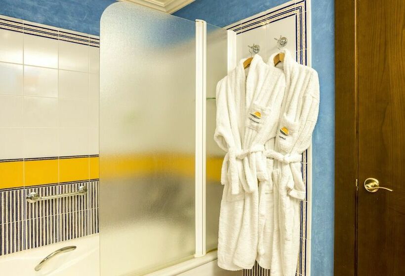 סוויטת ג'וניור, Tui Blue Isla Cristina Palace - Adults Recommended