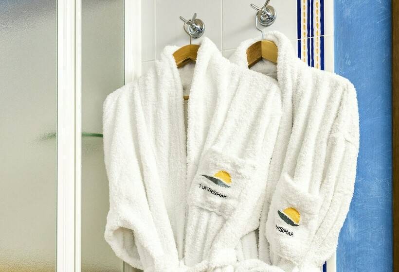 סוויטת ג'וניור, Tui Blue Isla Cristina Palace - Adults Recommended