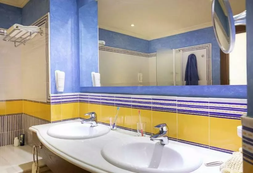 اتاق استاندارد با چشمانداز دریا, Tui Blue Isla Cristina Palace - Adults Recommended