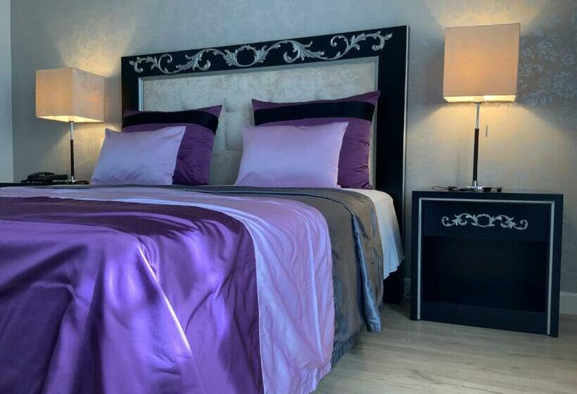 غرفة سوبيريور, Veneza