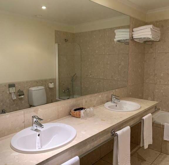 غرفة قياسية ثلاثية, Veneza