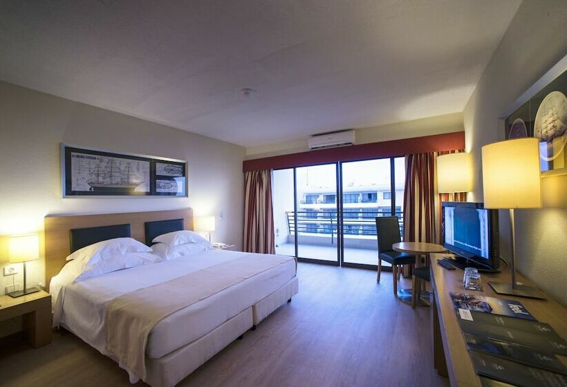 Quarto Estandar Vista Mar, Vila Gale Marina