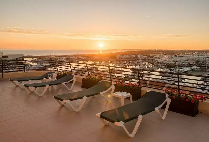 سوئیت سینیور, Vila Gale Marina