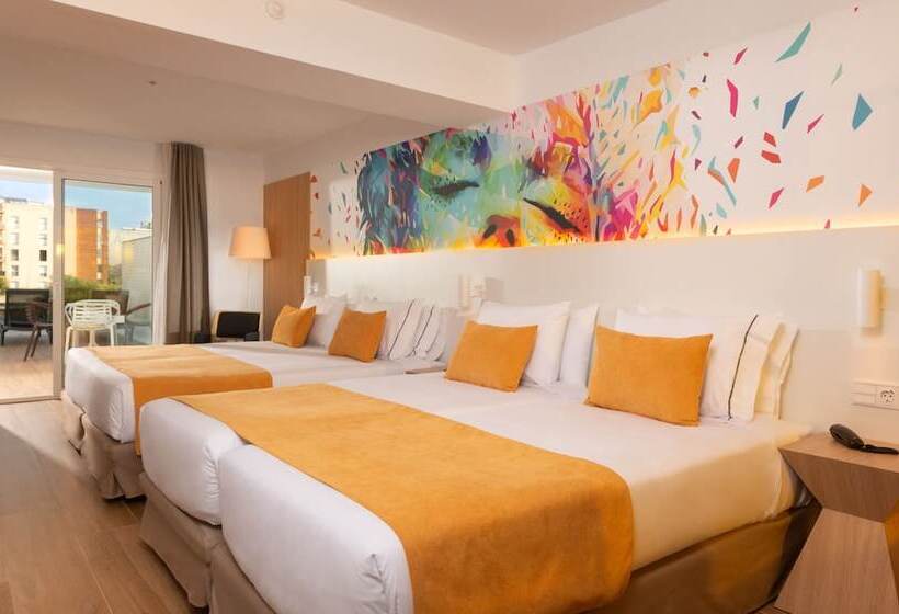 家庭间, L'Azure Hotel 4* Sup