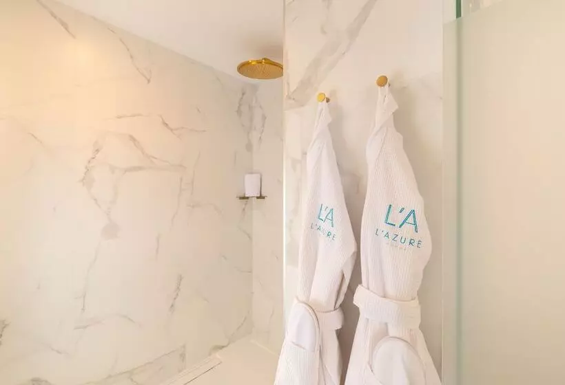 Superior-huone Allasnäkymä, L'Azure Hotel 4* Sup
