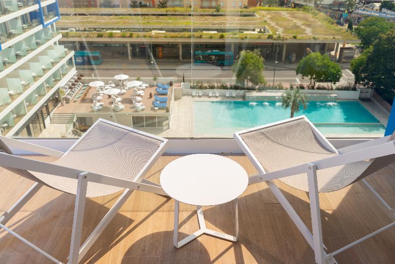 סוויטה נוף לבריכה, L'Azure Hotel 4* Sup