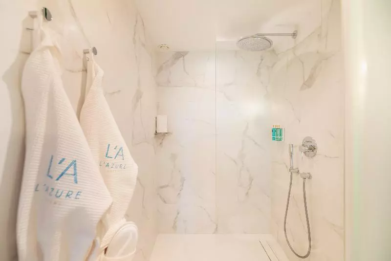 Standard-huone, L'Azure Hotel 4* Sup