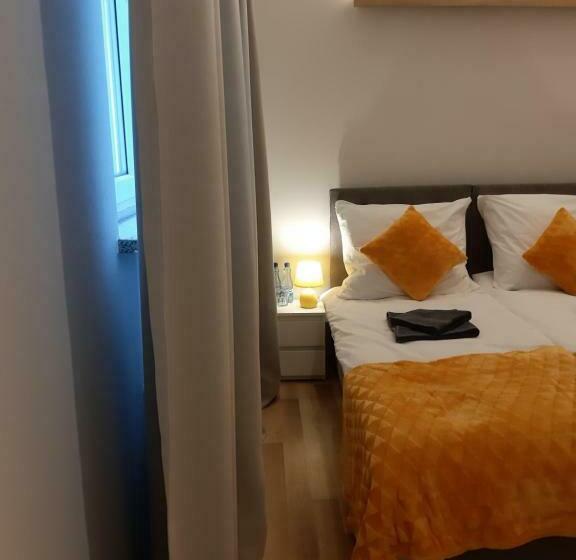 חדר סטנדרט, Miodowy