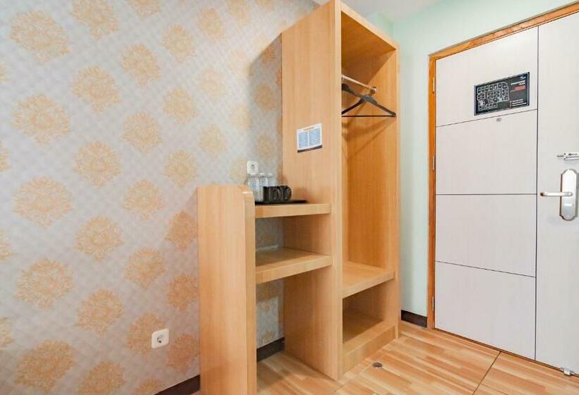 Номер Стандарт, Reddoorz Premium Near Bandung Station