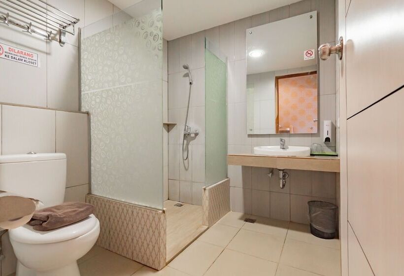 Семейный Номер, Reddoorz Premium Near Bandung Station