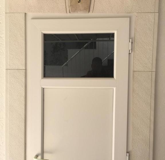 Апартаменты 2 Спальни Вид на Море, Apartments Rako