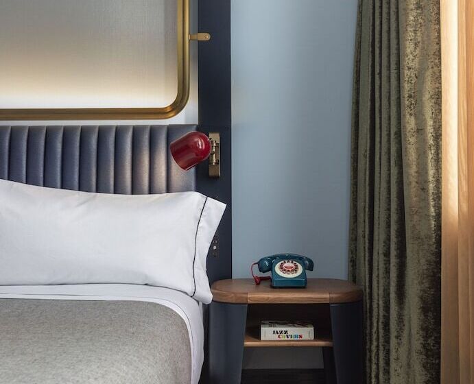 اتاق دلوکس مخصوص معلولین, Canopy By Hilton Philadelphia Center City