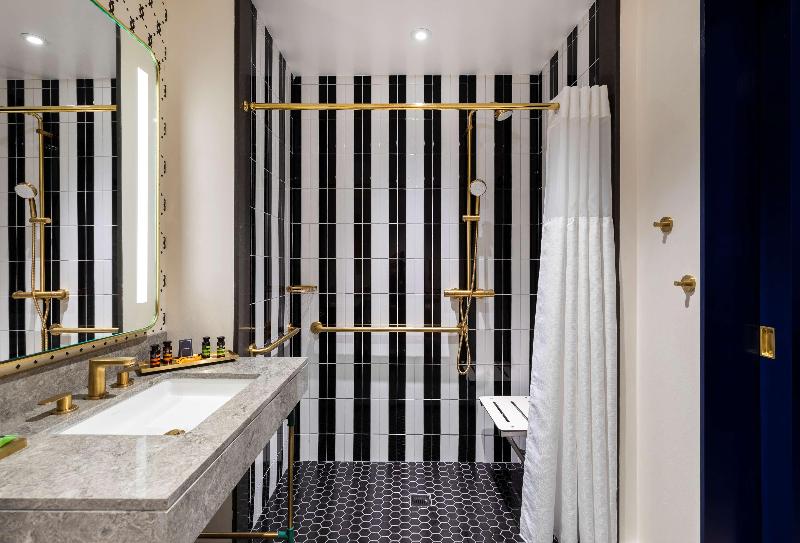 اتاق پرمیوم, Canopy By Hilton Philadelphia Center City