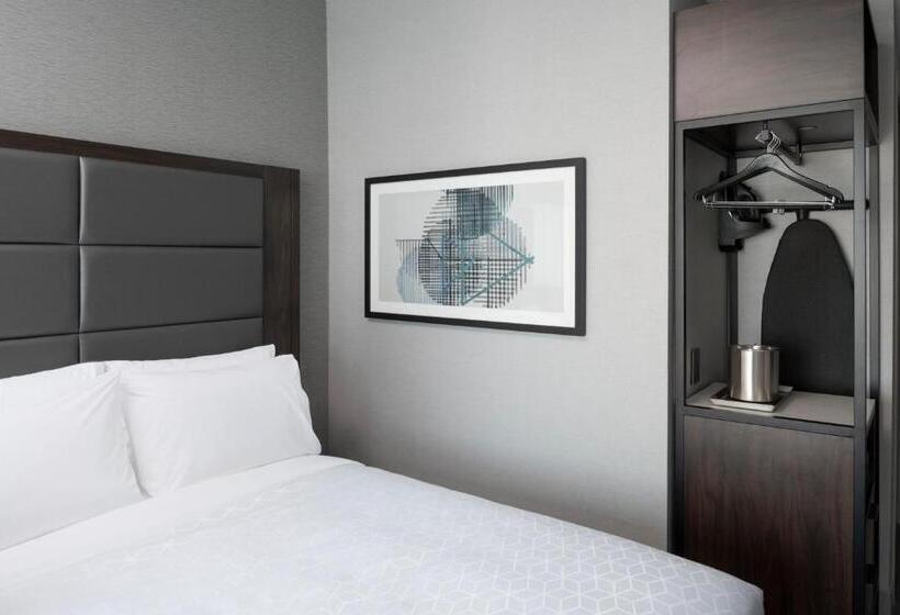 اتاق استاندارد, Holiday Inn Express   Boston Logan Airport   Revere, An Ihg