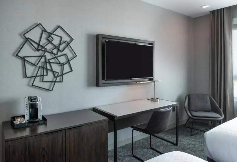 身障者適用スタンダードルーム, Holiday Inn Express   Boston Logan Airport   Revere, An Ihg