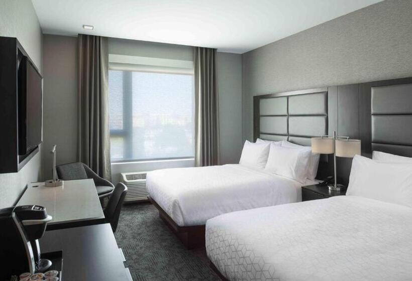 غرفة قياسية لذوى الاحتياجات الخاصة, Holiday Inn Express   Boston Logan Airport   Revere, An Ihg