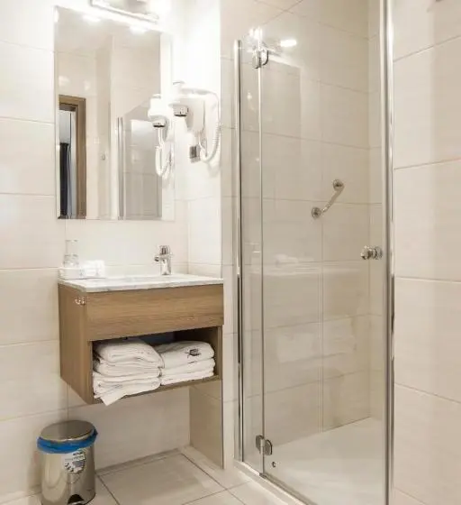 استودیوی استاندارد, Urbi