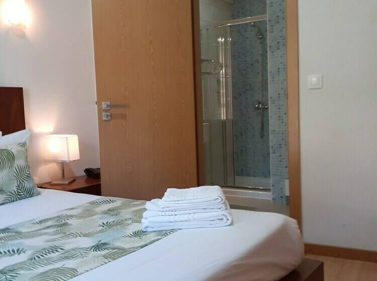 חדר סטנדרט, Square