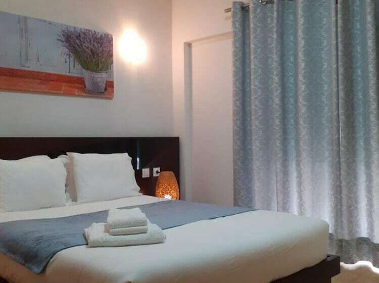 חדר סטנדרט, Square