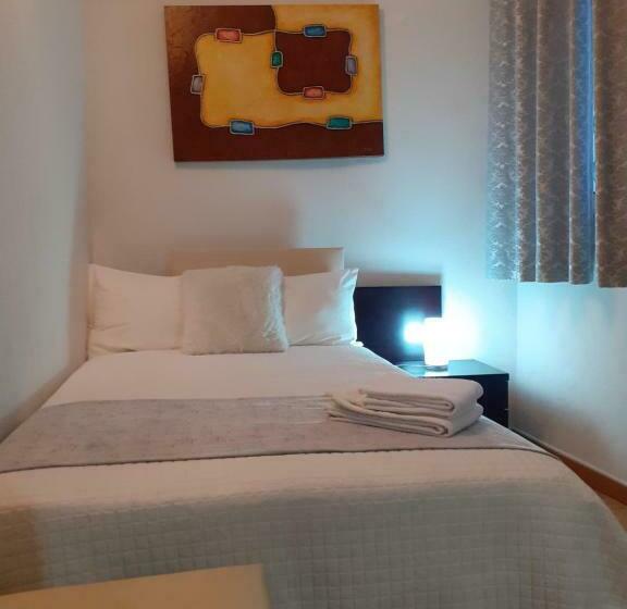 חדר סטנדרט יחיד, Square