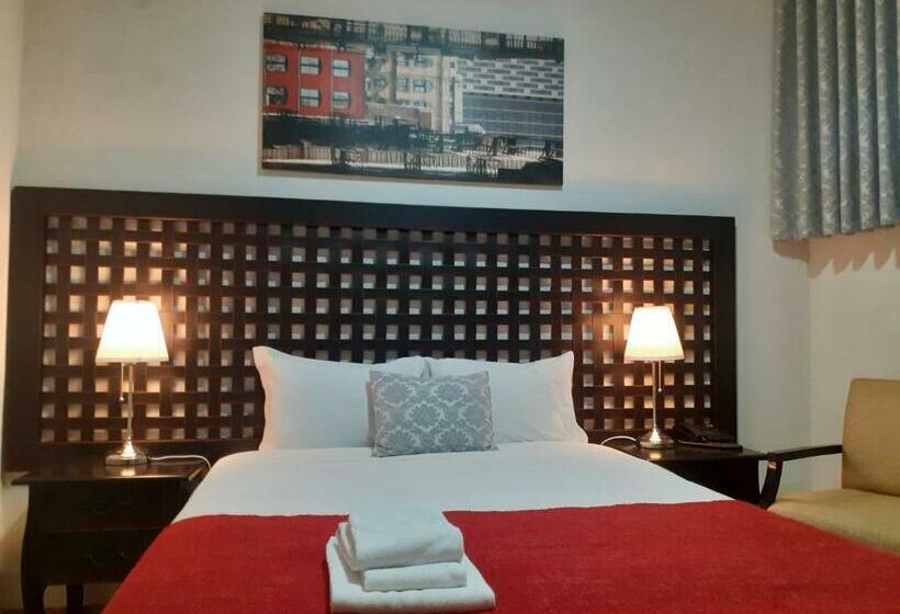 חדר אקונומי, Square