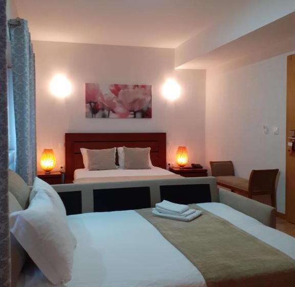 חדר סופריור, Square