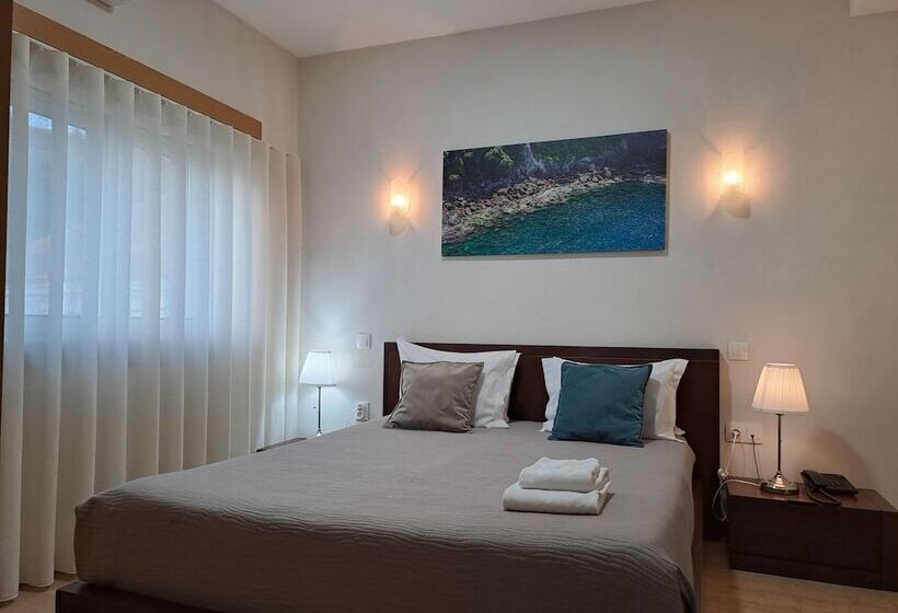 חדר סטנדרט, Square