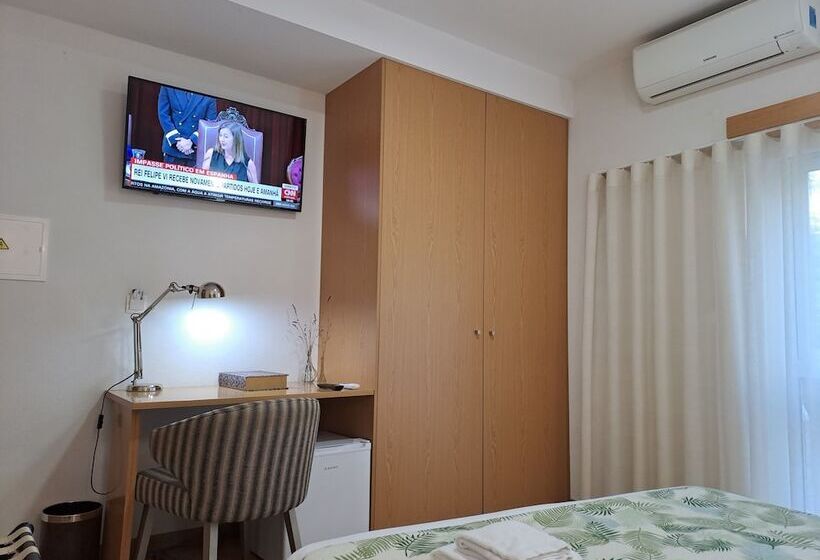 חדר סטנדרט, Square