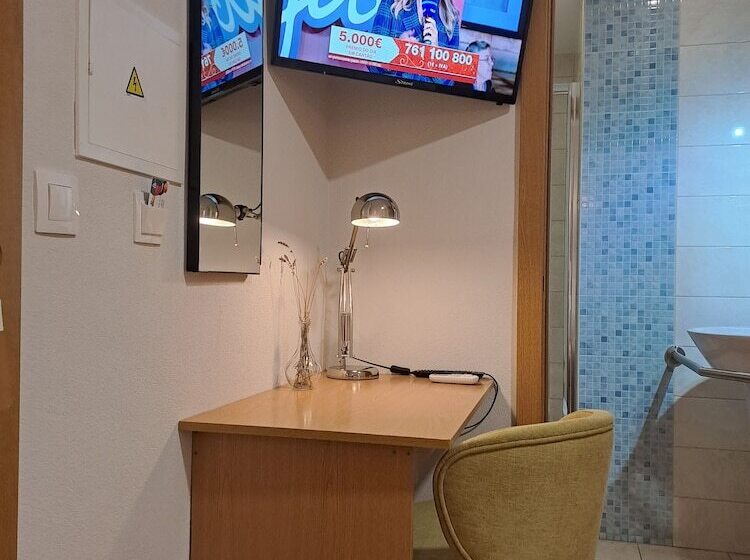 غرفة إقتصادية, Square