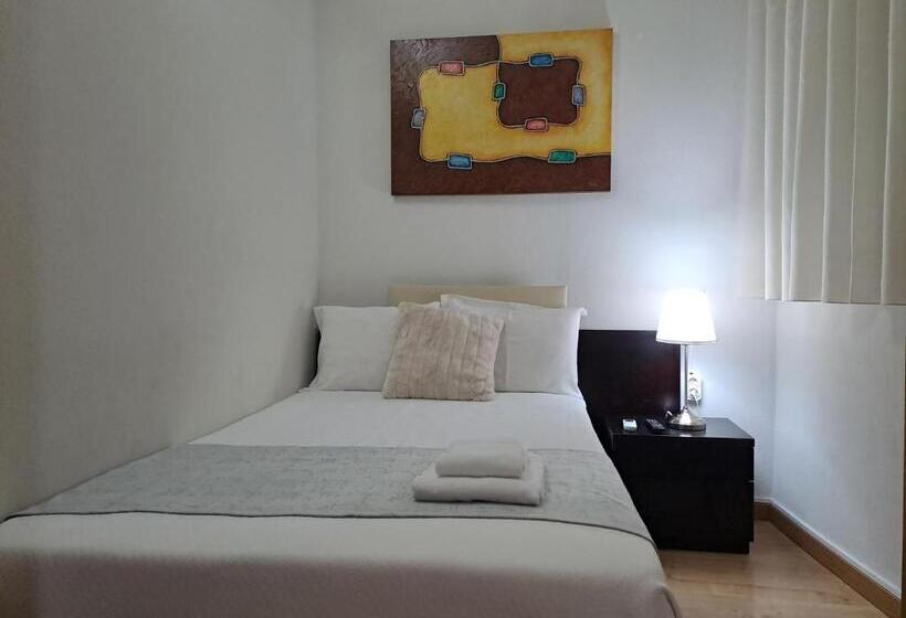 غرفة قياسية فردية, Square