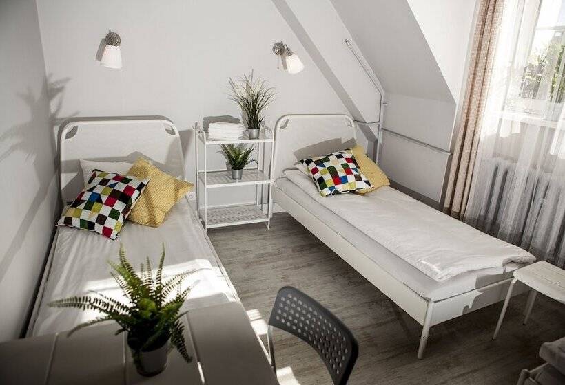 标准三人间共用浴室, Bi Pi Hostel