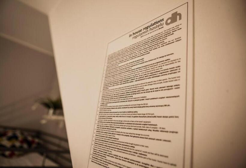 标准三人间共用浴室, Bi Pi Hostel