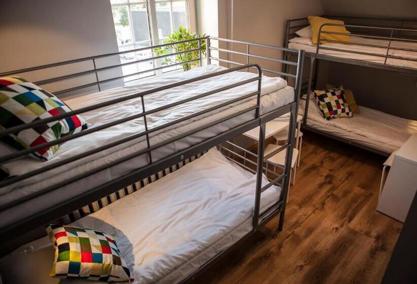 共用房间的床, Bi Pi Hostel