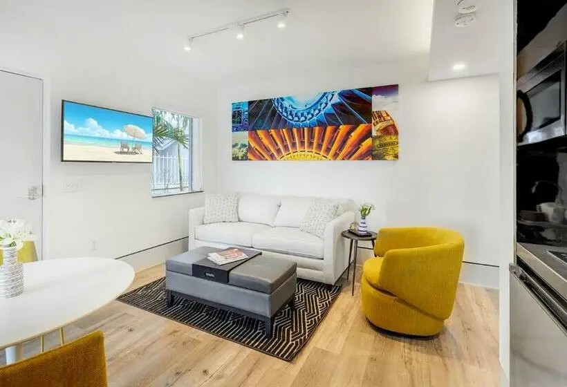 スイート, Ocean Treasure Beachside Suites