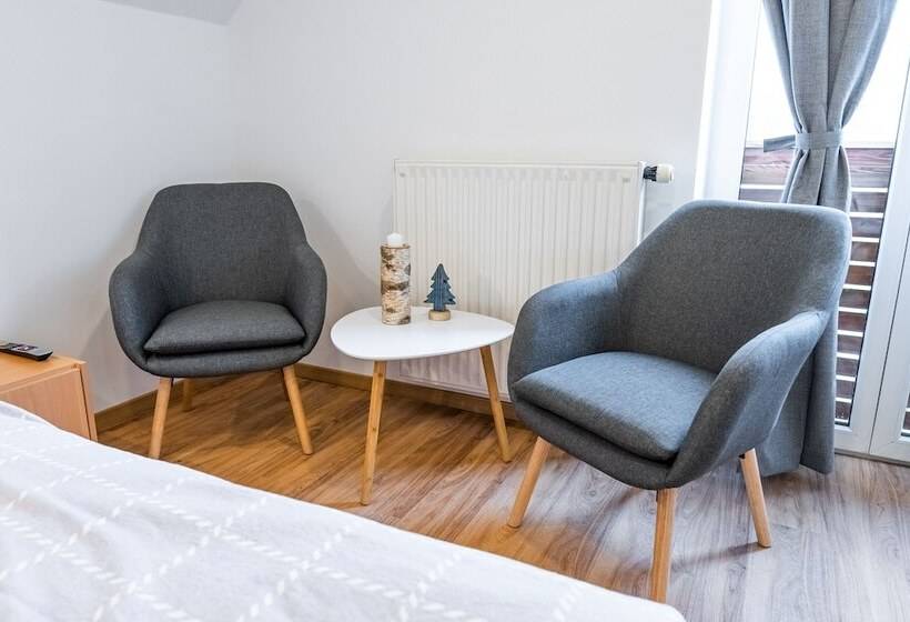 استودیو استاندارد با چشم‌انداز کوهستان, Apartments Skok With Free Parking