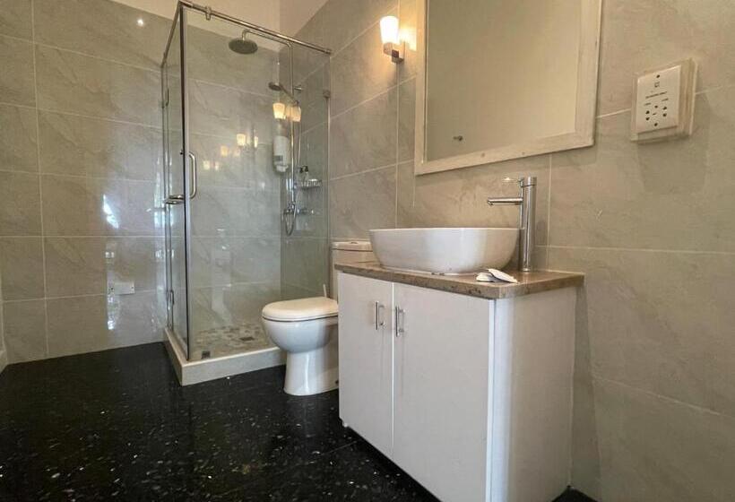 اتاق استاندارد با تخت بزرگ, Chateau Elysium