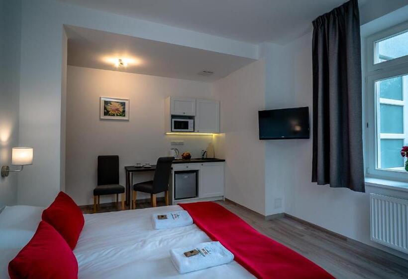 اتاق سوپریور, Willa Tęcza