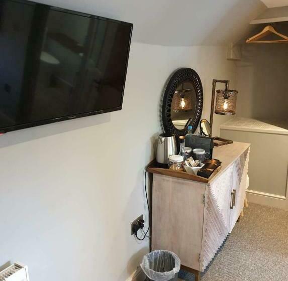 غرفة أساسية, The Horse Inn Hurst