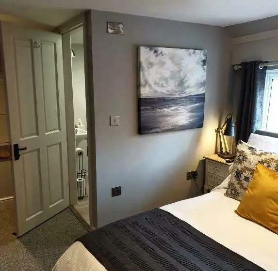 Basic-huone, The Horse Inn Hurst