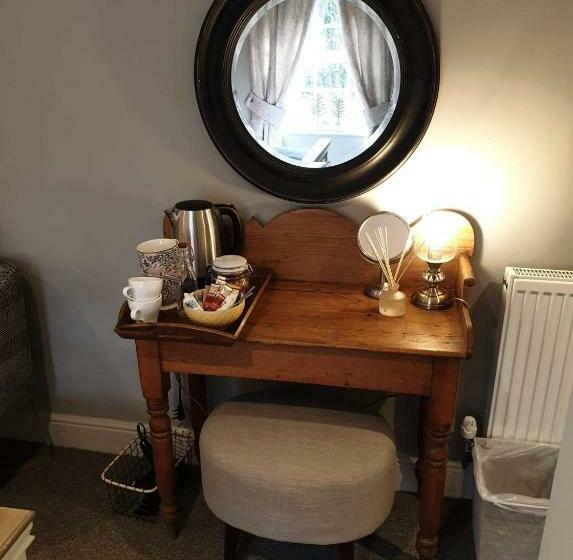 غرفة قياسية سرير كينج, The Horse Inn Hurst