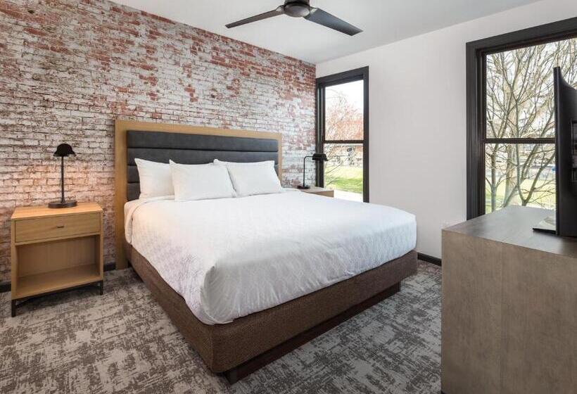 سوییت, Worldmark Portland Waterfront Park